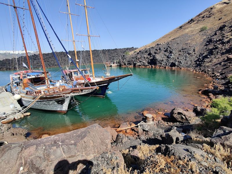 Santorini Volcano and Hot Springs Tour (Greece)