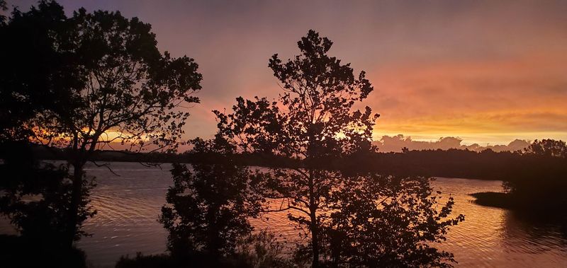 Sunsets and the Best Time to Visit