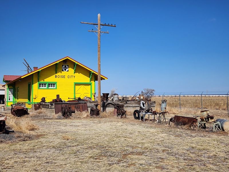 The Santa Fe Trail and the Cimarron Cutoff