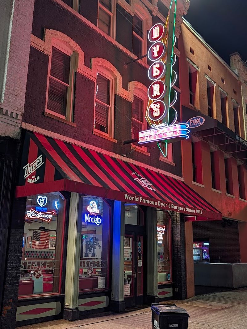 Dyer’s Burgers – Memphis, Tennessee
