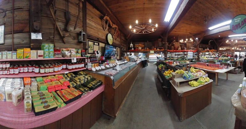 The Farm Market Worth Browsing