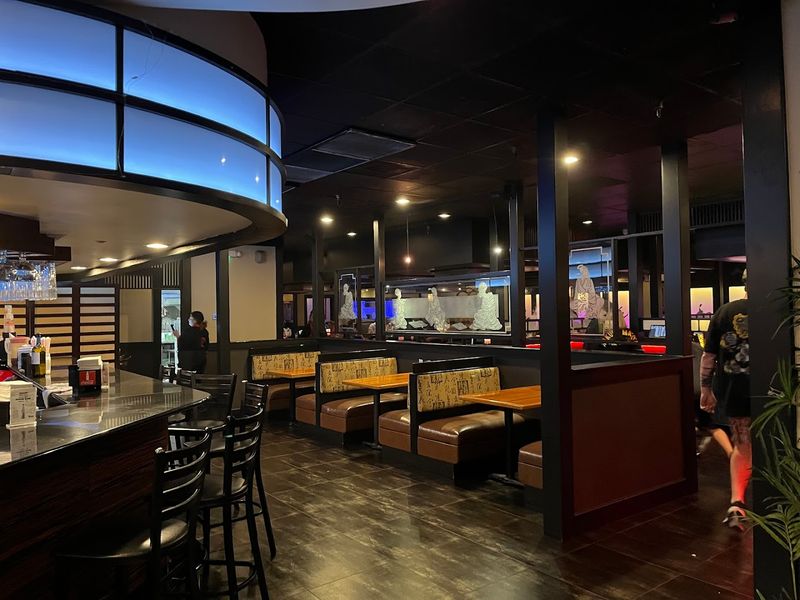 Hours, Pricing, and Practical Details