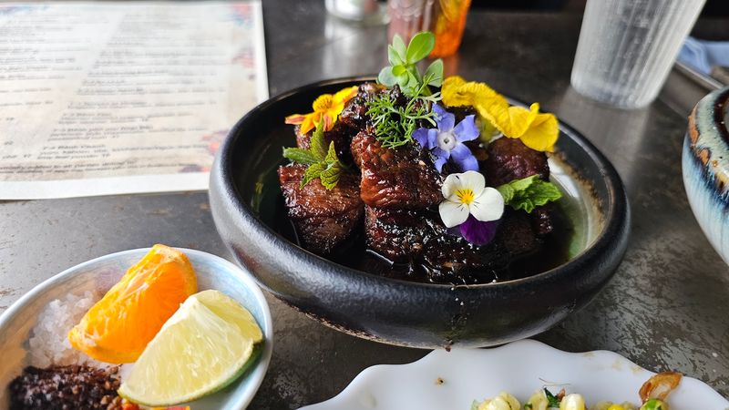 Atmosphere, Neighborhood, and What to Expect on Your Visit