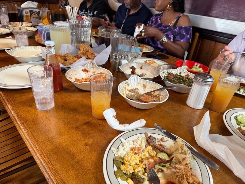 Monell's Dining & Catering — Nashville