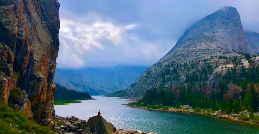 Few Travelers Know About Wyoming’s “Heaven’s Balcony” – But They Should