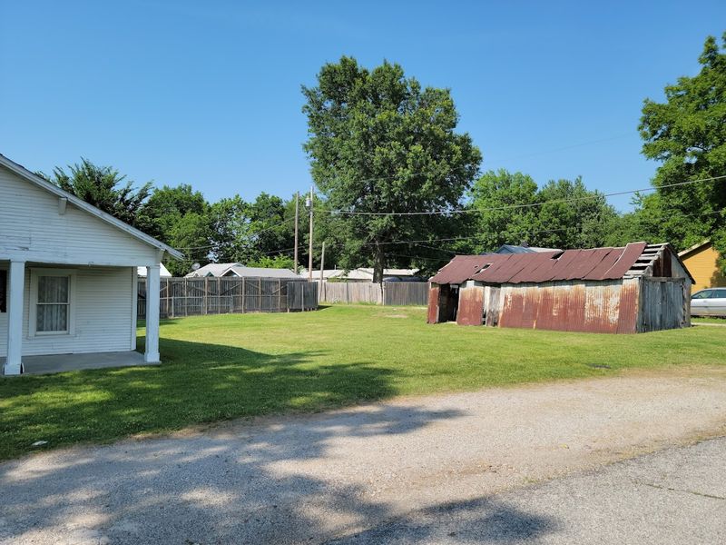 The Story Behind the Commerce Comet