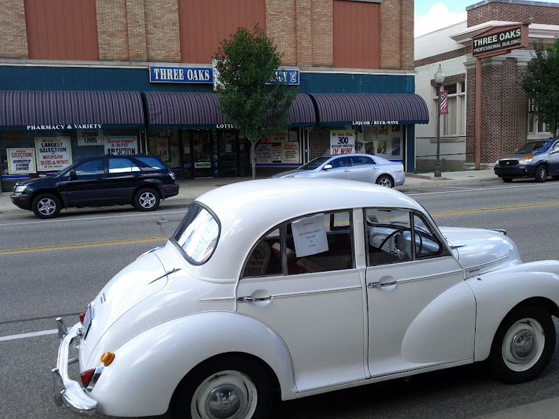 Antique Hunting in a Town Built for It