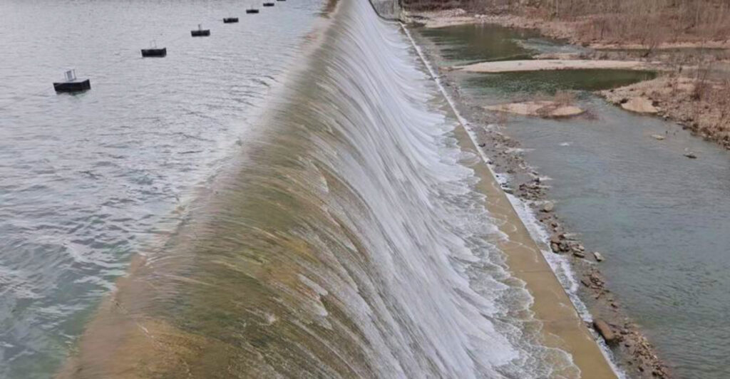 Flowing Water Transforms This Spillway Into a Scenic Stop in Oklahoma