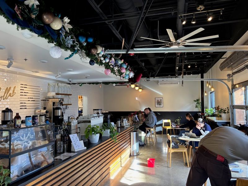 The Atmosphere That Keeps People Staying Longer