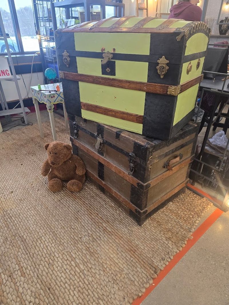 A Family-Friendly Spot Where Kids Are Welcome and Treated Well