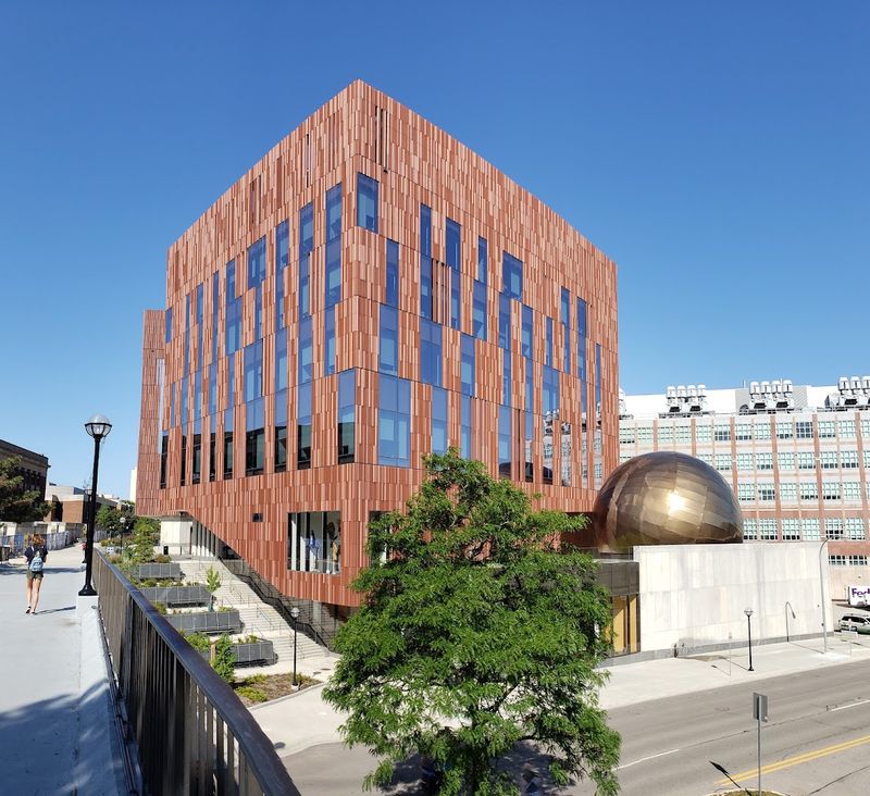 Accessibility, Hours, and Smart Tips for Planning Your Visit