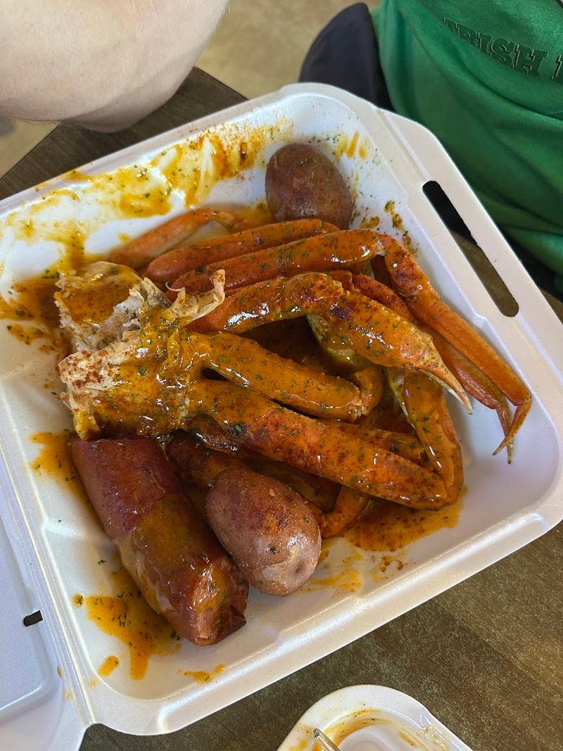 The Crab Legs and Snow Crab That Draw a Crowd