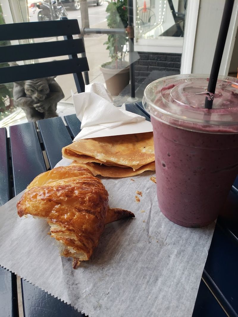 Built for a lakeside morning