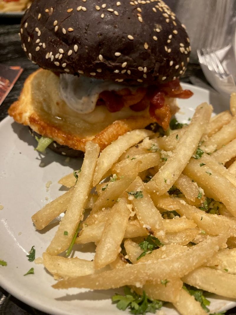 The Venezuelan Burger That Locals Call the Best in Orlando