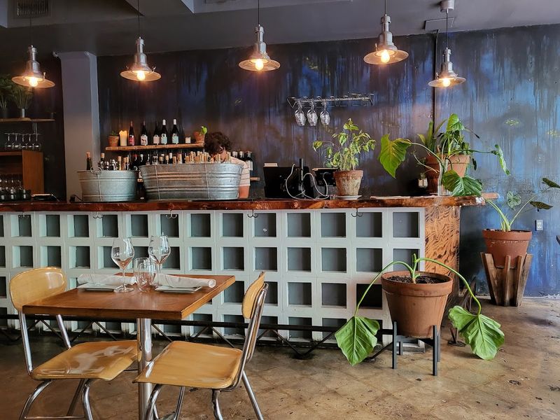 Hours, Reservations, and Practical Tips for Your Visit