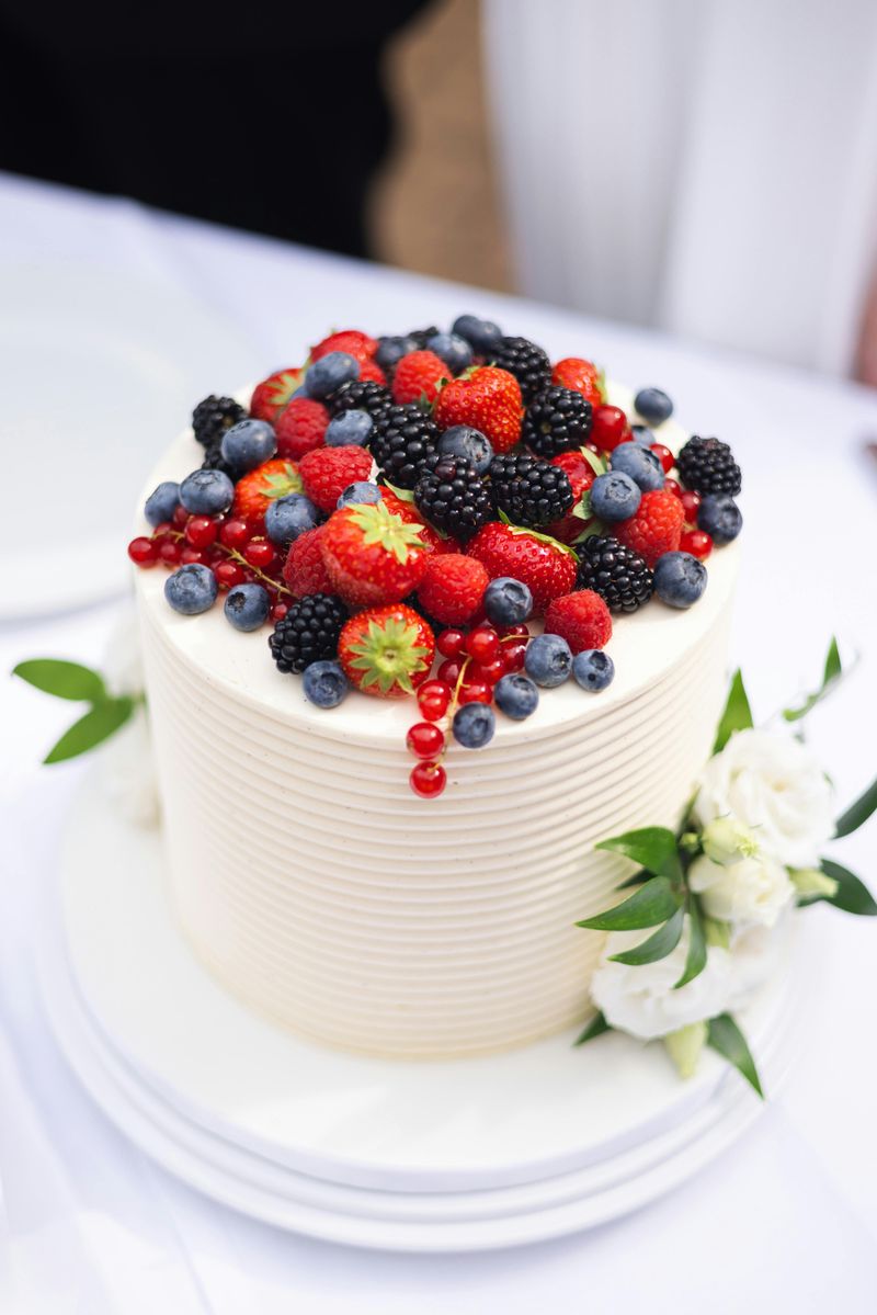 Wedding Cakes With Hidden Charms