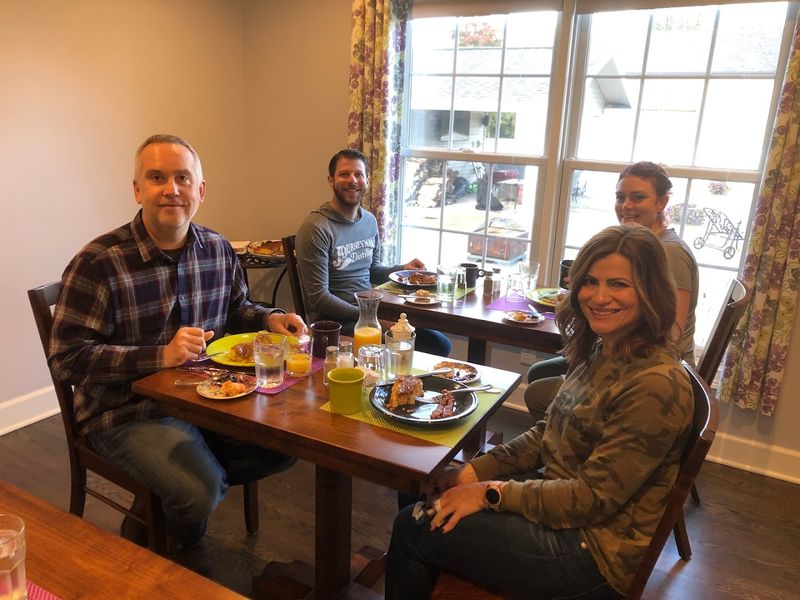 Breakfast Worth Setting an Alarm For