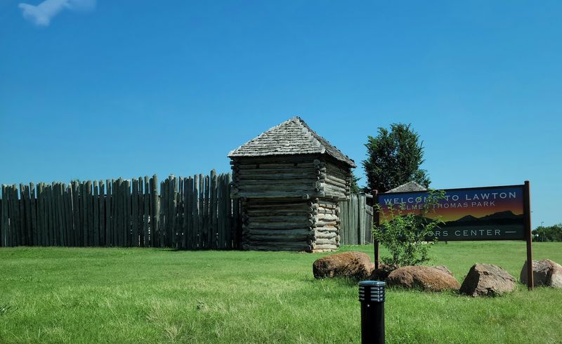 The Prairie Dogs Living Just Outside the Walls