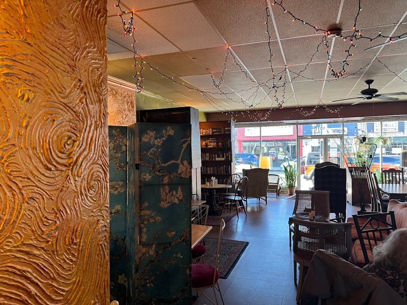 A Space That Works for Remote Workers and Students