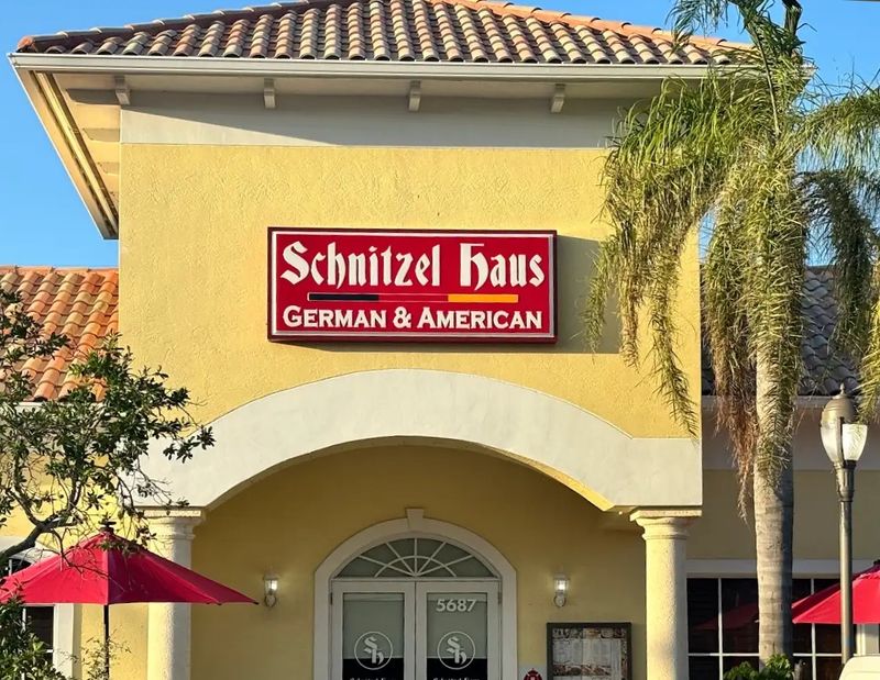 Schnitzel Haus - Hobe Sound