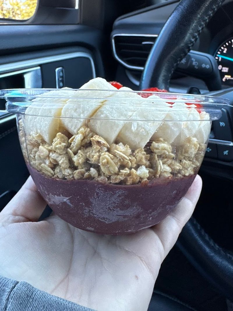 Oatmeal Bowls for a Proper Breakfast