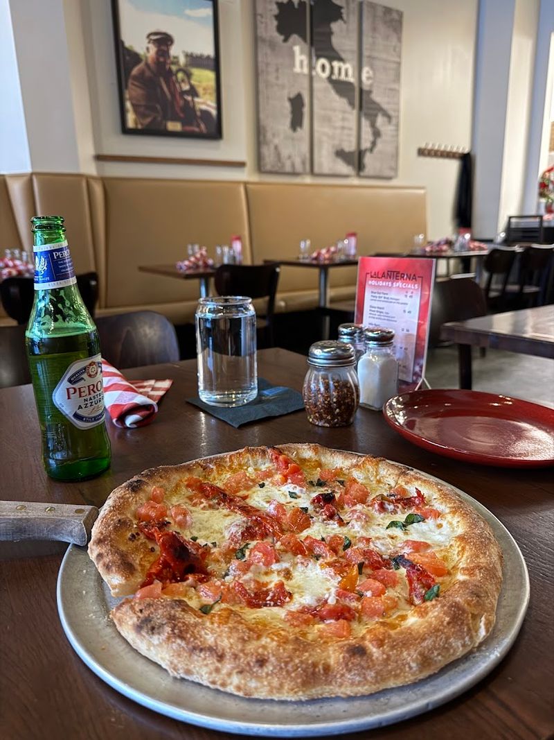 Neapolitan-Style Pizza Straight from a Stone Fire Oven