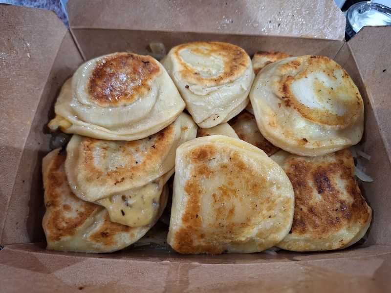 Shipping Options That Bring Detroit to Your Doorstep