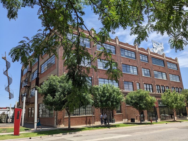 The Midtown Oklahoma City Neighborhood Around It