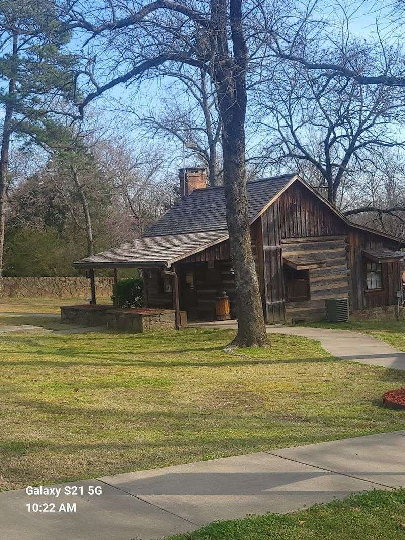 A Short Hop from Interstate 40