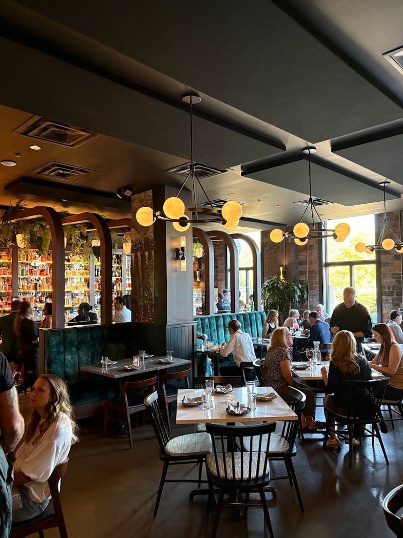 French inspiration without the stiffness