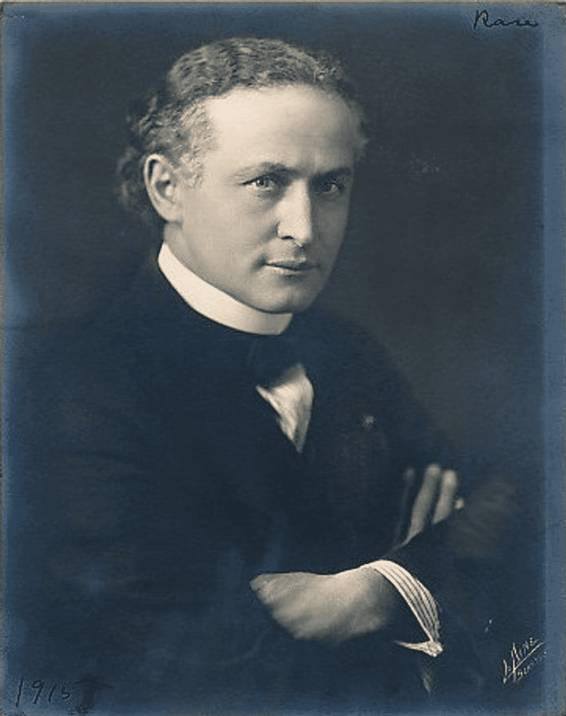 Harry Houdini: The Punch That Ended a Legend
