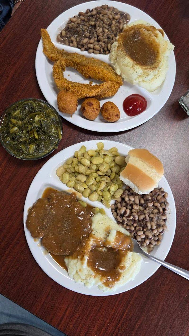 Mama's Kitchen — Pine Bluff
