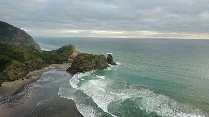 Piha Beach (New Zealand)