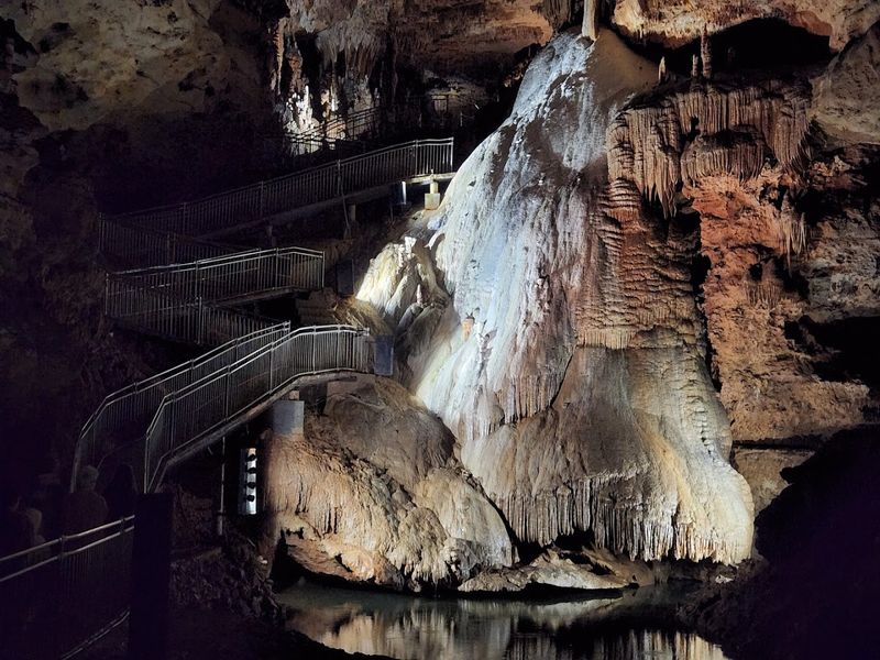 Onondaga Cave — Missouri