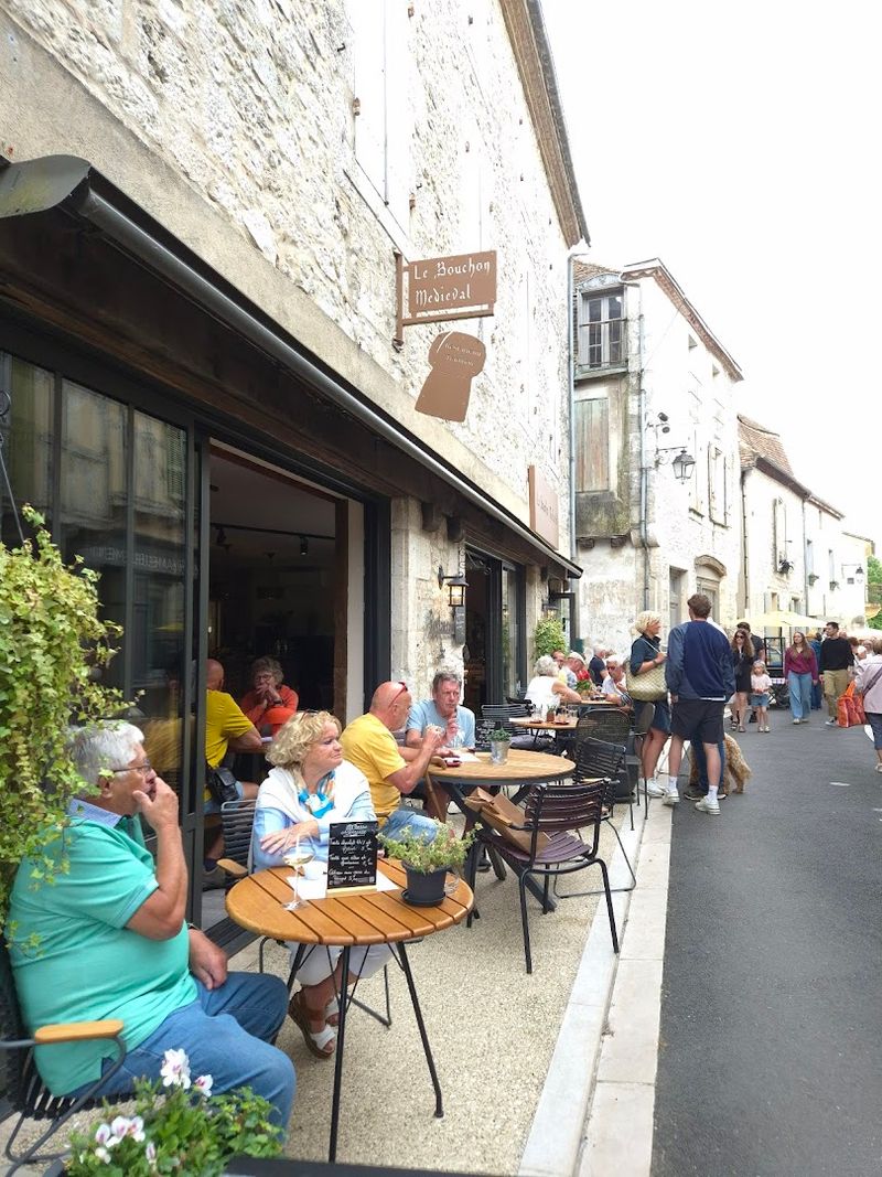 Issigeac – Medieval Dordogne Wine Village