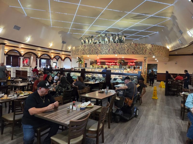 Lin's Grand Buffet — Tucson