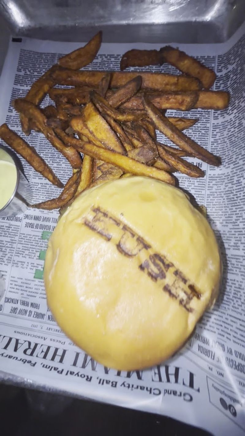 KUSH by Spillover – Miami