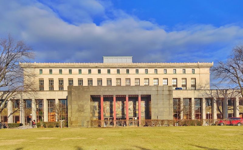 The Neighborhood Context That Makes the Visit Richer