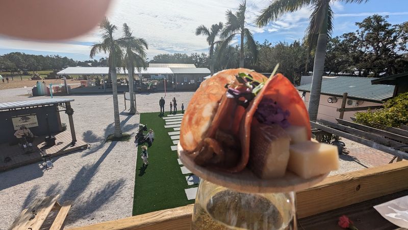 The Food Scene at the Farm Market