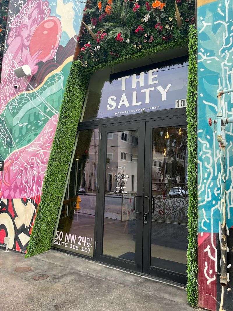 Pet-Friendly Vibes in Coconut Grove