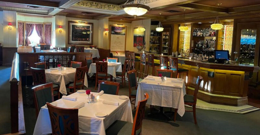 Locals Say This Oklahoma Restaurant Has the Best French Onion Soup