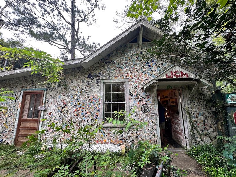 The Address, Location, and First Impressions