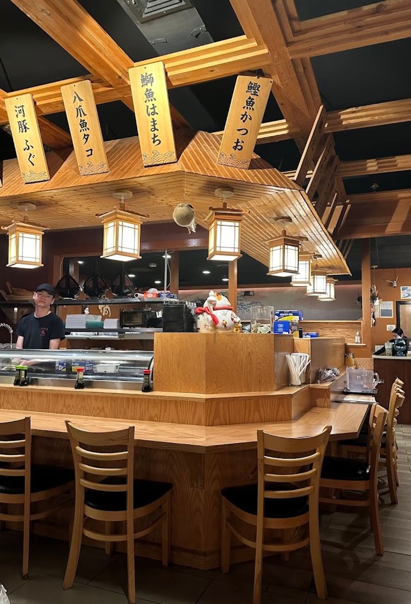 How Busy It Gets and Why Reservations Matter