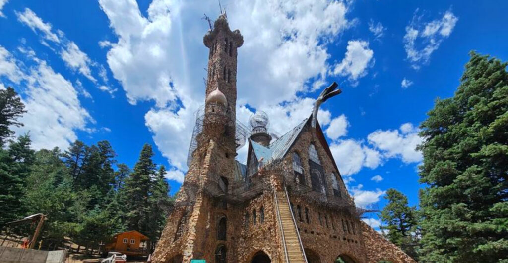 Man Spent Decades Building Massive Castle in Colorado And Added a Fire-Breathing Dragon