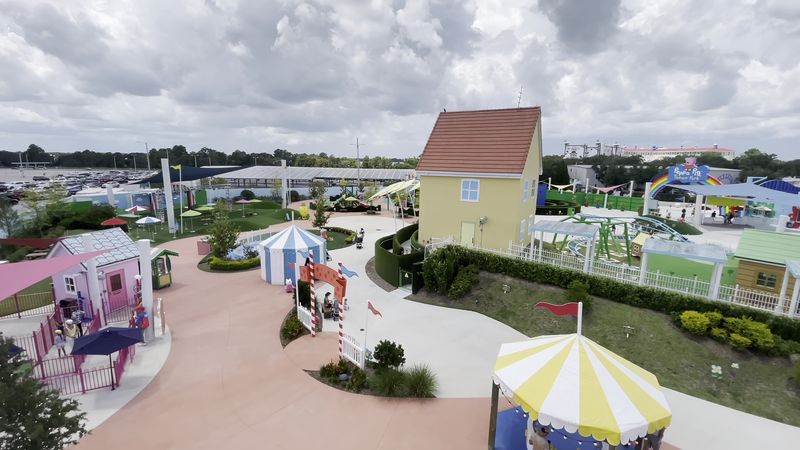 Peppa Pig's House and the Immersive Theming