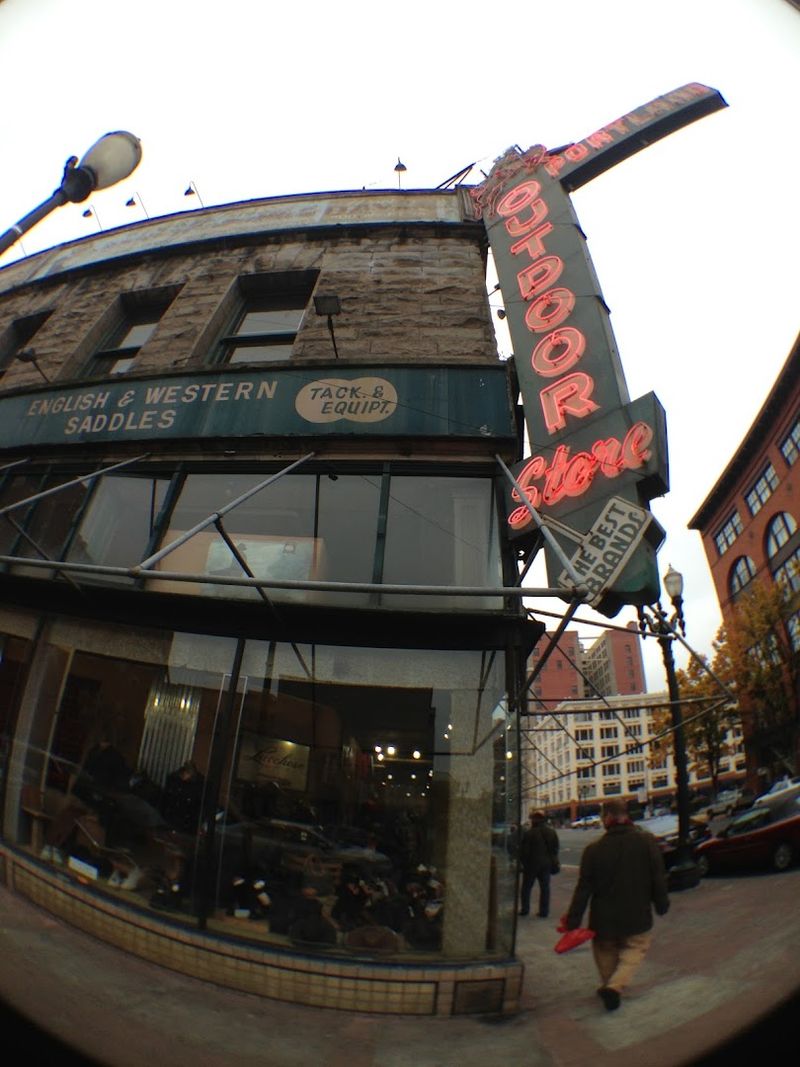 Portland, Oregon - Athletic & Outdoor Brands