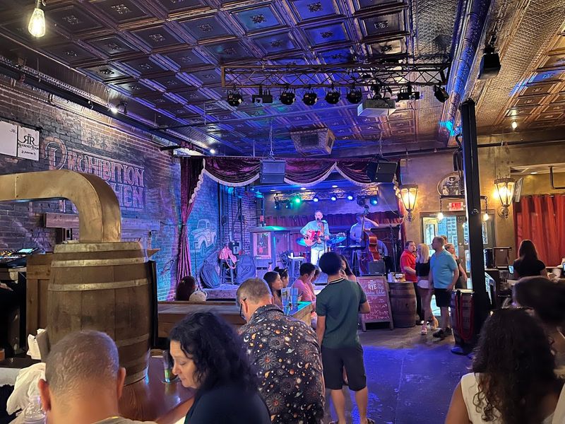 Live Music and the Nighttime Energy