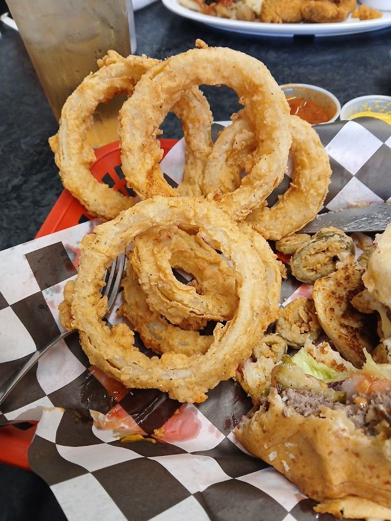 Burgers and Onion Rings That Hold Their Own