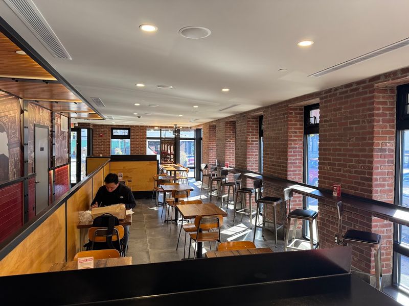 A Room Built for Practical Eating