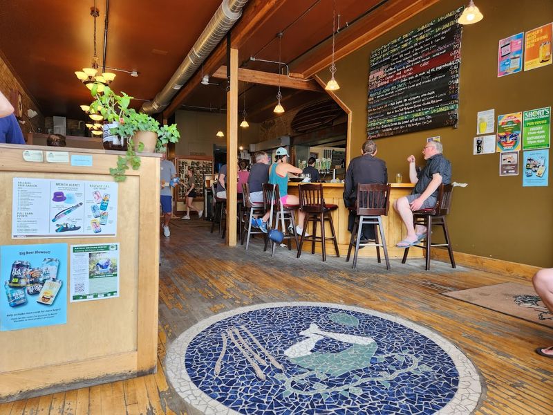 A tour makes the whole place click